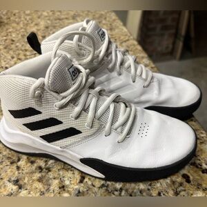 BOYS basketball sneakers